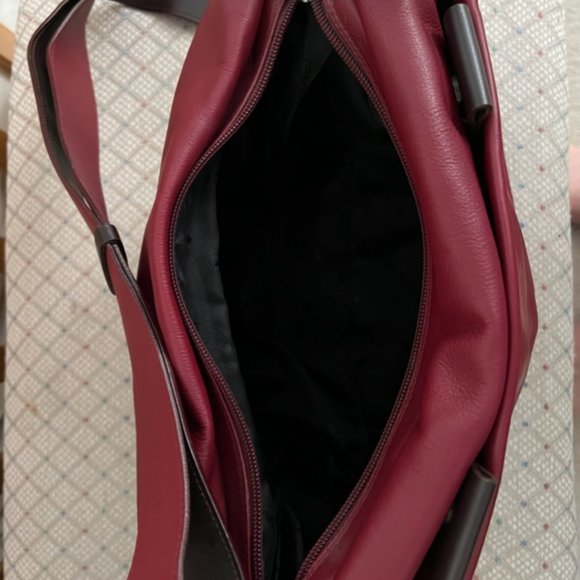 Nouvedive Shoulder/Handbag - Picture 3 of 4